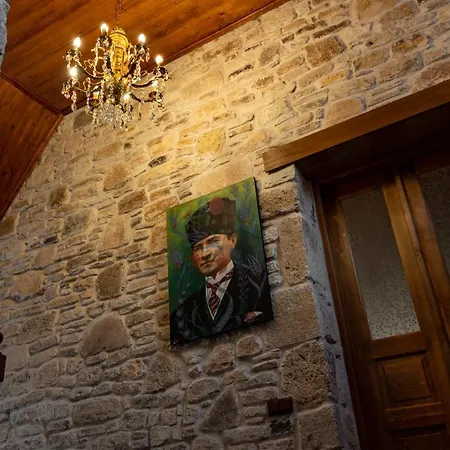 Hotel Del Pasado Foça